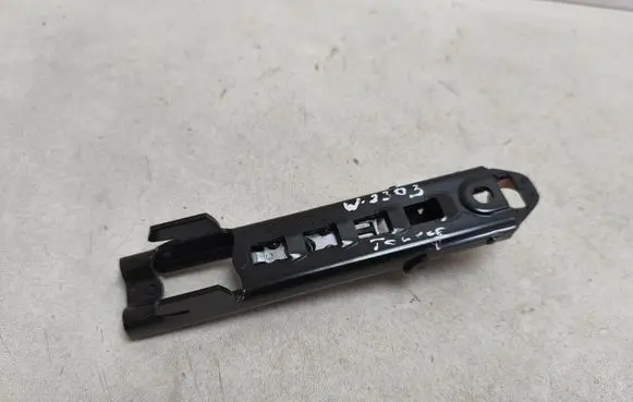 Volkswagen Touareg II Seat belt adjustment rail 3C8857819