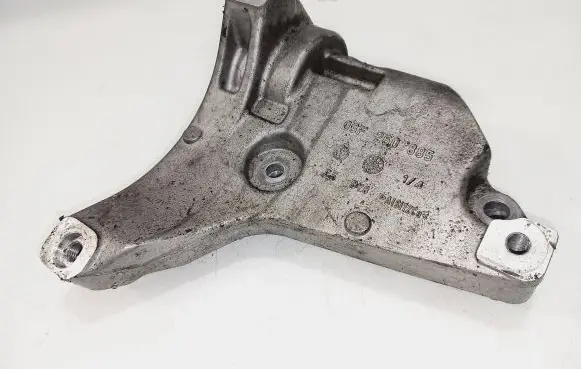 Volkswagen Golf Plus A/C compressor mount bracket 03F260885
