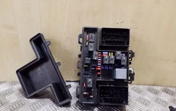 Ford Mondeo MK V Fuse box set FG9T14A067EB