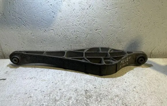 Volvo XC60 Rear upper control arm/wishbone