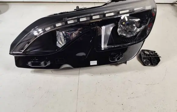 Peugeot 3008 II Headlight/headlamp 1674017780 89915375