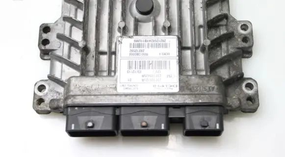Renault Megane III Engine control unit/module 237100425R