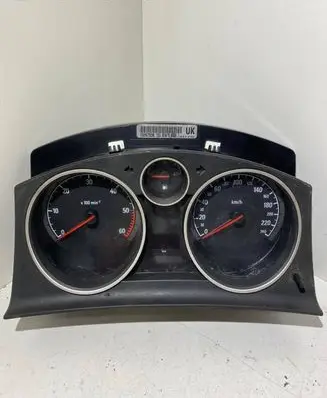 Opel Zafira B Speedometer (instrument cluster) 13267536 SW4655