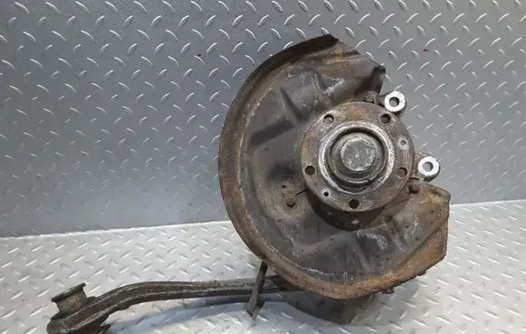 Citroen C5 Rear wheel hub