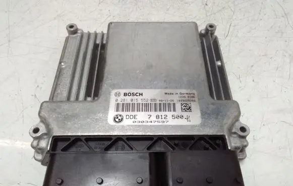 BMW 5 E60 E61 Engine control unit/module 0281015552 7812500 030347597