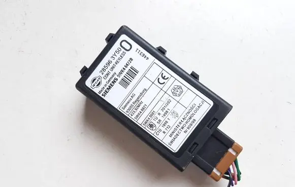 Nissan Patrol Y61 Door central lock control unit/module 285963Y50