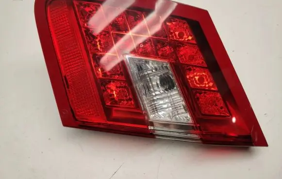 Mercedes-Benz E W212 Tailgate rear/tail lights A2129060258