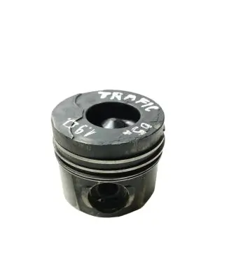 Renault Trafic II (X83) Piston 080279