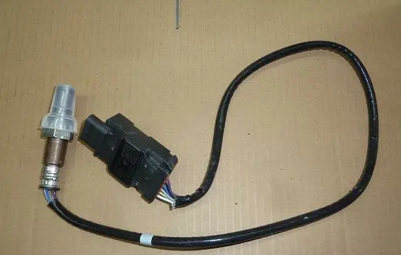 Audi A3 S3 8V Lambda probe sensor 05N907807CT