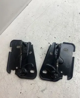 Audi Q5 SQ5 Engine bonnet/hood lock/latch loop/hook 80A823186C 80A823185C