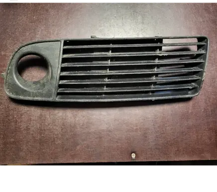 Audi A6 S6 C5 4B Front bumper lower grill 4B0807681J