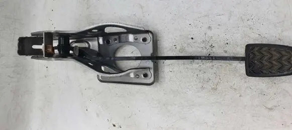 Toyota Corolla Verso AR10 Brake pedal NOCODE