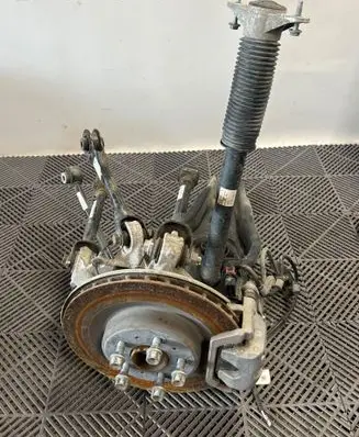 Tesla Model Y Rear wheel hub spindle/knuckle 