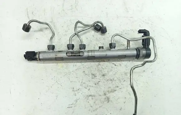 BMW 5 F10 F11 Fuel main line pipe 7797882 0445214131 000244L1