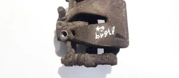 Toyota Avensis T250 Rear brake caliper y01339