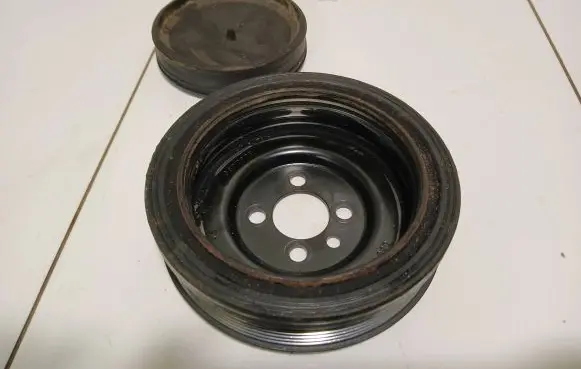 Audi A4 S4 B8 8K Crankshaft pulley 03G105243