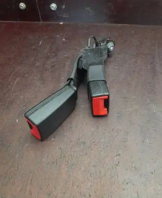 Toyota Avensis T270 Rear seatbelt buckle 609309000 7348005060 22072010