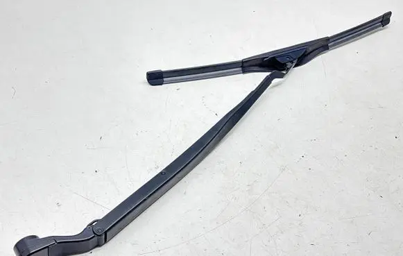 Dodge Durango III Front wiper blade arm 2590N2