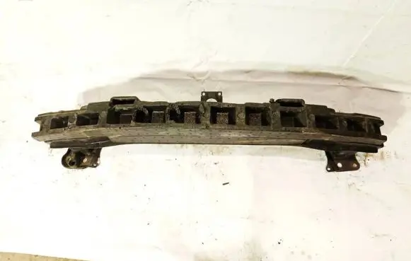 Volkswagen Golf Plus Rear beam 
