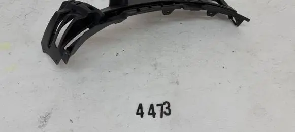 Front bumper mounting bracket