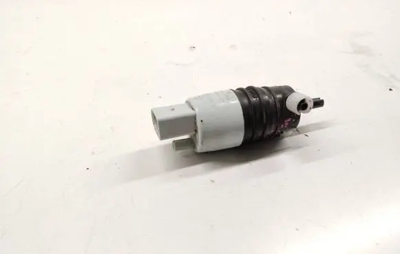 Mercedes-Benz C W206 Windscreen/windshield washer pump A2058660100 HS1278GD