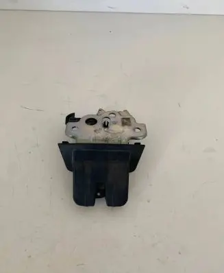 Audi A6 S6 C7 4G Tailgate/trunk/boot lock/catch/latch 8R0827505