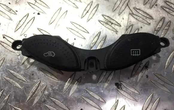 Ford Focus Windscreen/window heater switch 98ag18c621ag