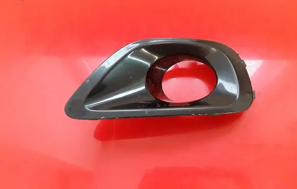 Subaru Legacy Front fog light trim/grill 57731AG400