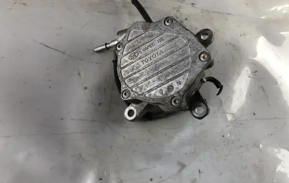 Toyota Auris 150 Vacuum pump