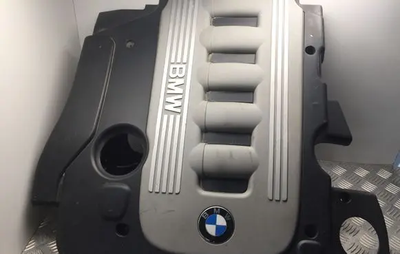 BMW 5 E60 E61 Engine cover (trim) 15195001