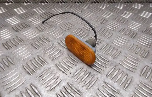 Volkswagen Transporter - Caravelle T5 Front fender indicator light 3B0949117B