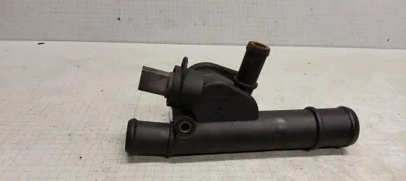 Volkswagen Transporter - Caravelle T5 Engine coolant pipe/hose 038121133