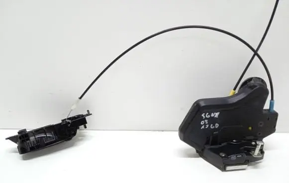 Suzuki Grand Vitara II Rear door lock 61222134