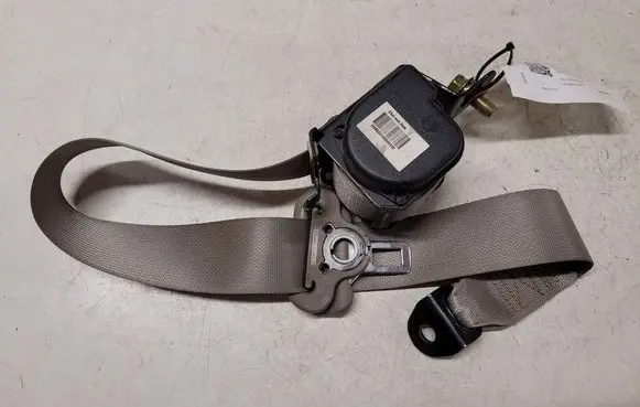 Hyundai Tucson JM Rear seatbelt 898102E001