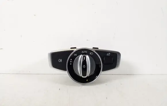 Mercedes-Benz E W213 Light switch A2229055508