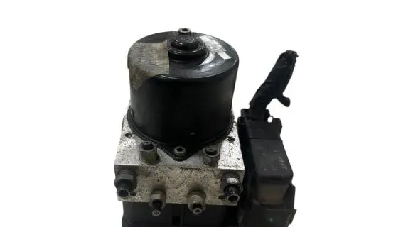 Ford Focus ABS Pump 8M512C405CA A426G 10020604004
