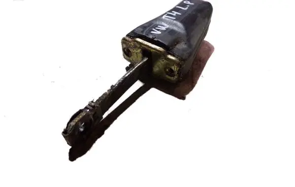 Volkswagen Transporter - Caravelle T4 Front door check strap stopper 357837323