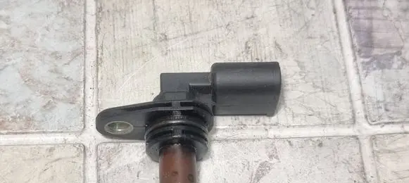 Volkswagen Polo Camshaft position sensor 036907601C