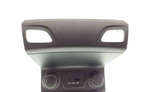 Hyundai ix35 AUX in-socket connector 961102S500 846222S200