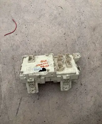 Toyota Avensis T220 Fuse box set 8922144030