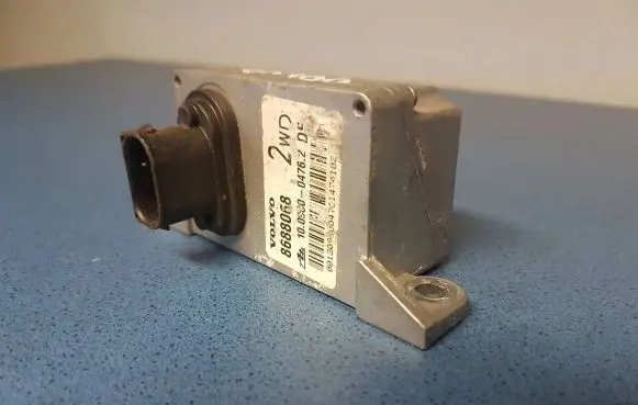 Volvo V70 ESP acceleration yaw rate sensor 8688068 10090004762