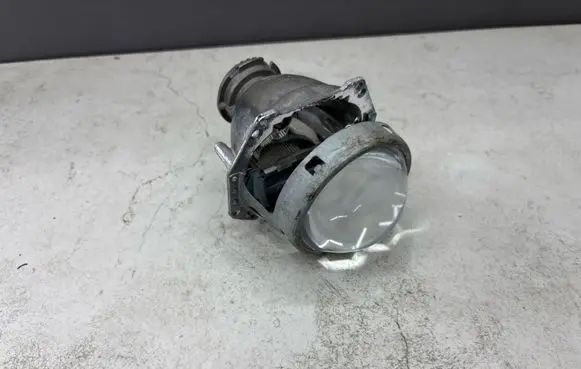 BMW 5 E60 E61 Headlight part 16278601