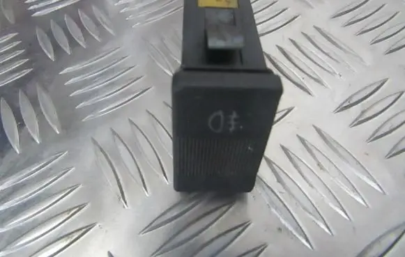 Fog light switch