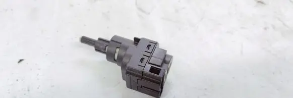 Volkswagen Golf V Brake pedal sensor switch 6Q0945511