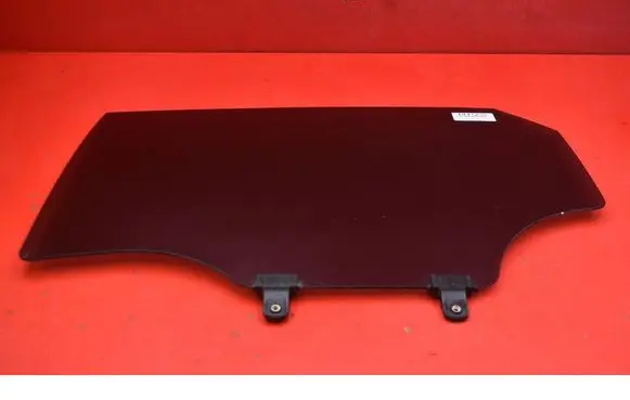 Hyundai Kona I Rear door window glass 