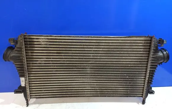 Saab 9-5 Intercooler radiator 13241751 P1831001