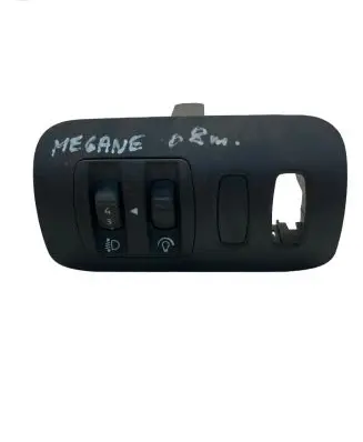 Renault Megane II Headlight level height control switch 8200079020