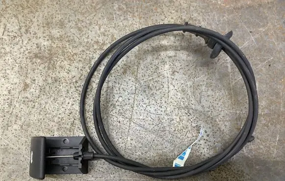 Cadillac SRX Engine bonnet/hood lock release cable 10040 69761