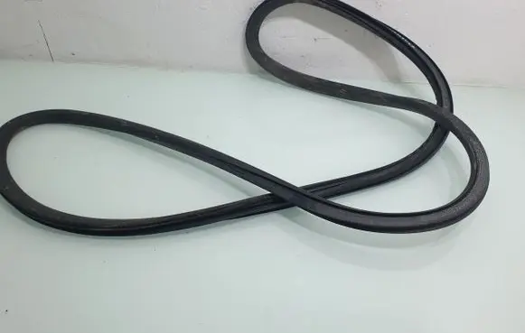 Chevrolet Cruze Front door rubber seal 