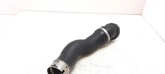 BMW 5 E60 E61 Intercooler hose/pipe 7803747